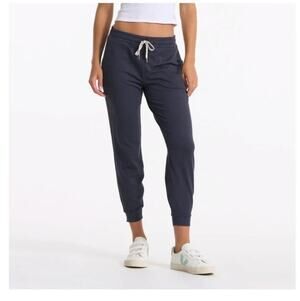 VUORI Performance Jogger in Midnight Heather Small